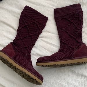 UGG Australia Burgundy Purple Argyle Knit Boots Size 8